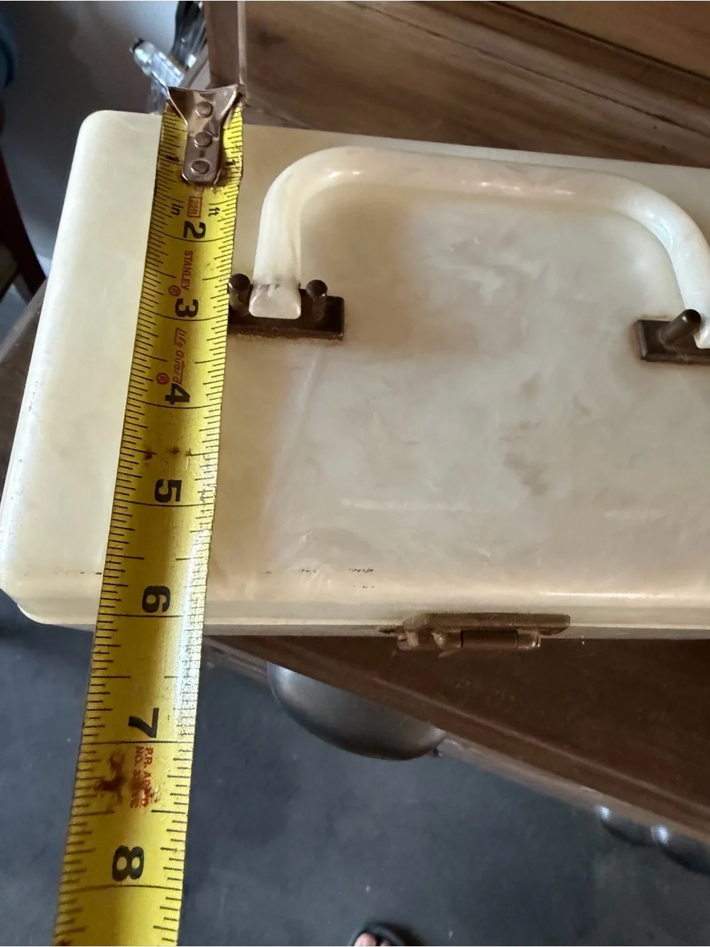 Vintage lucite plastic Pearl White Jewelry/makeup  Box with Brass Latch